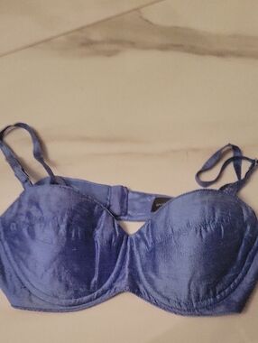 Satin Padded Blue Underwire Bra with Adjustable Straps